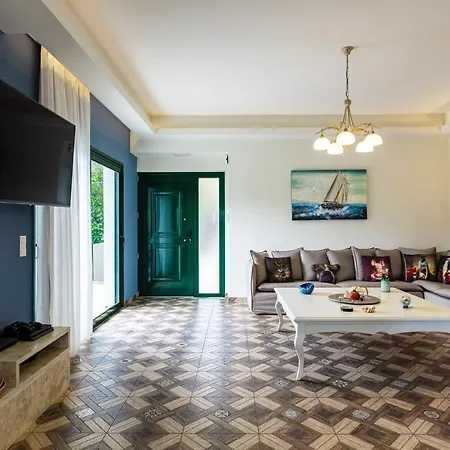Alonia Villa, Refined Living With 50m2 Private Pool, By Thinkvilla Melidhónion